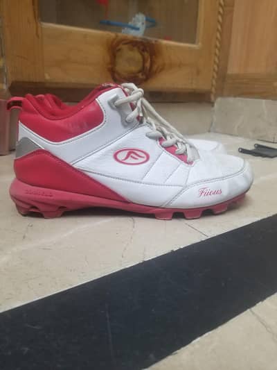 best football shoes for 8 to 14 years old kid size best soccer shoes