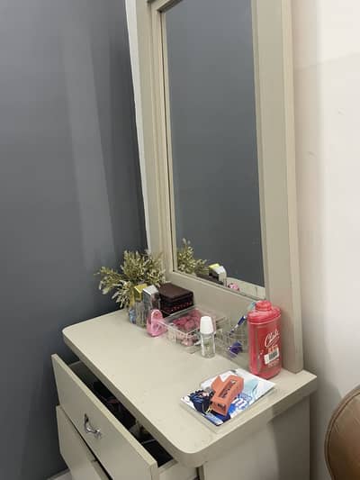Modern wooden dressing table full length mirror & drawer Rs6000
