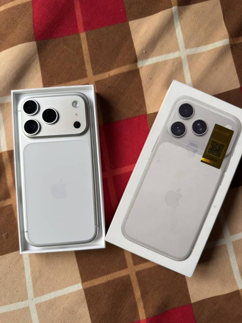 Apple iPhone 17 Pro 0