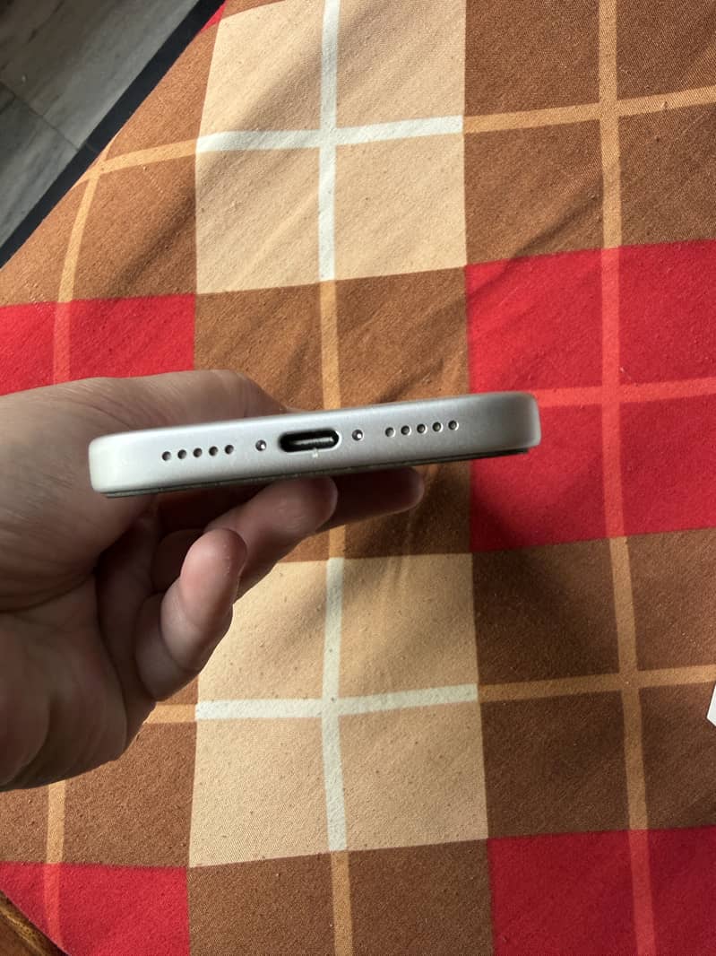 Apple iPhone 17 Pro 4