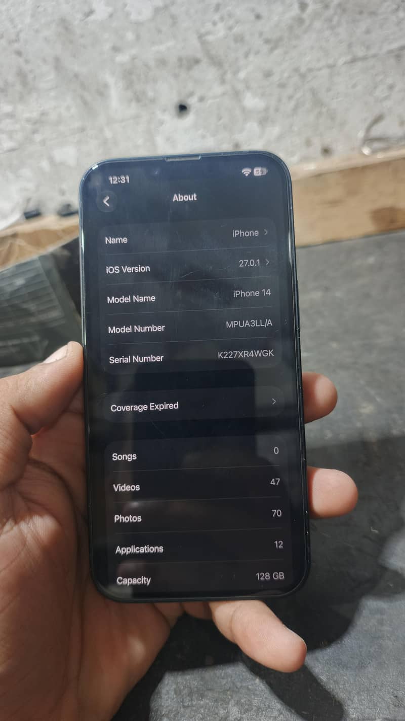 Apple iPhone 14 4