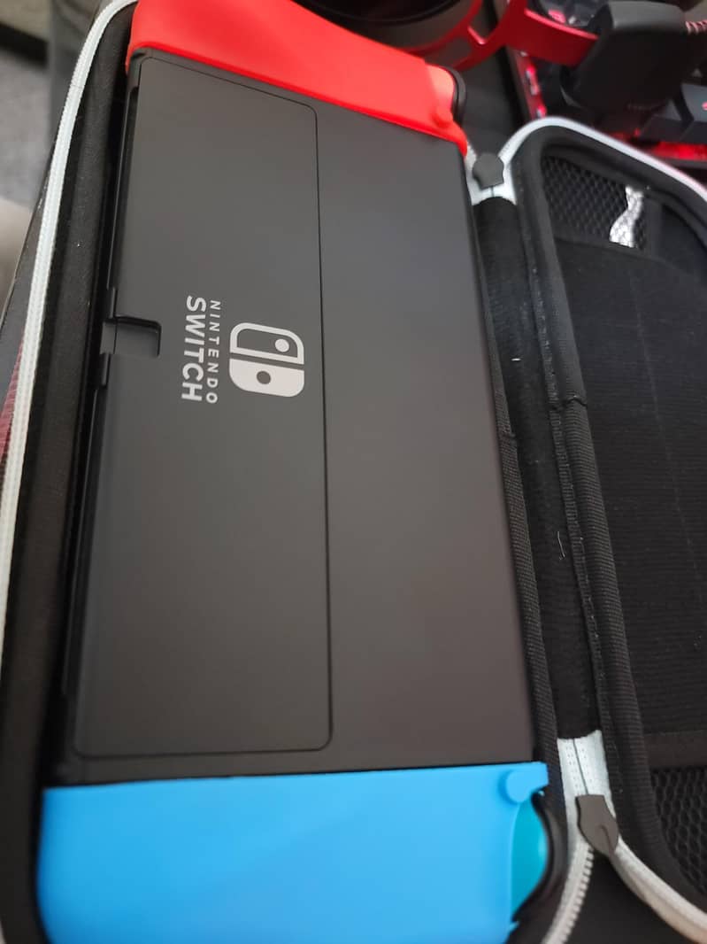 NINTENDO SWITCH 13