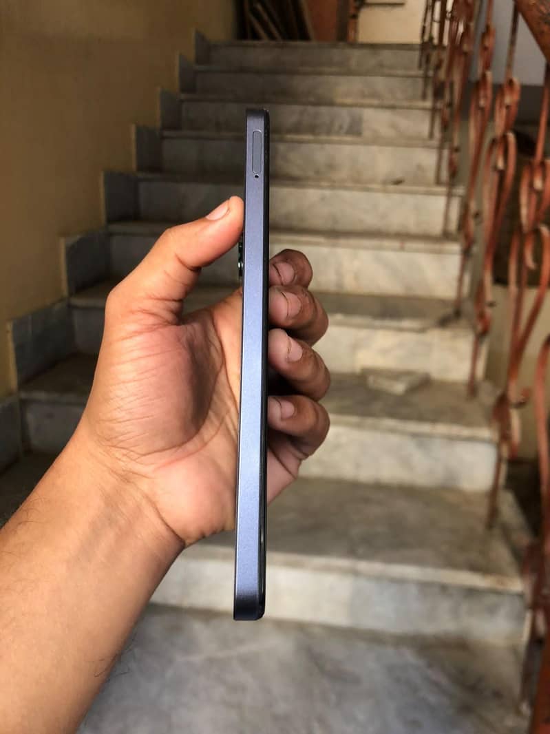 Realme C51 3