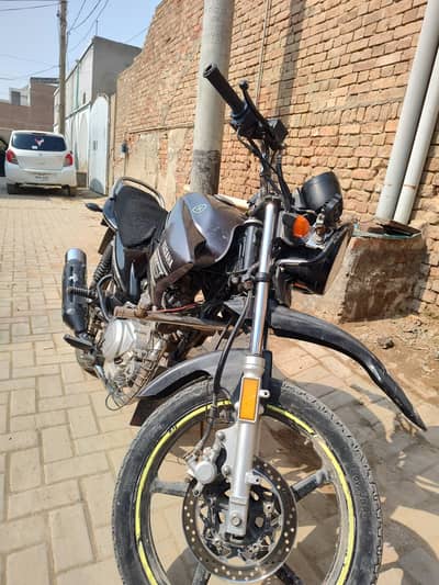 Yamaha ybr 125