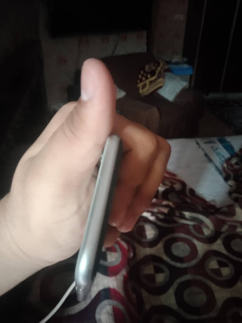 Apple iPhone 6 0