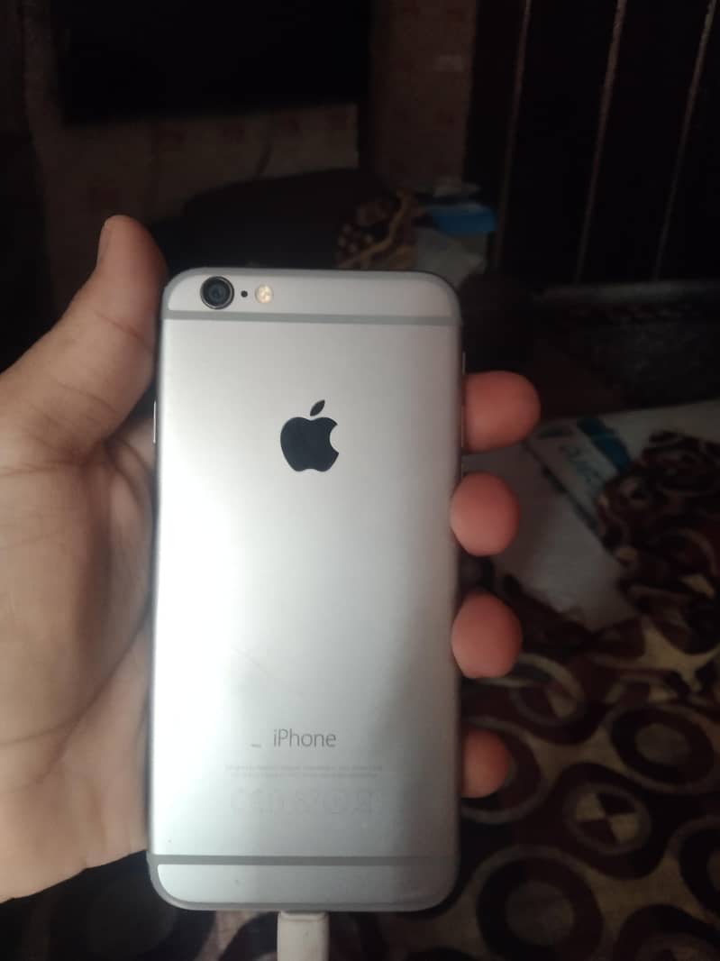 Apple iPhone 6 4