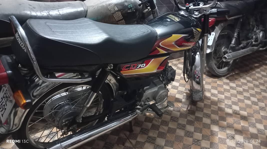 Honda CD70 0