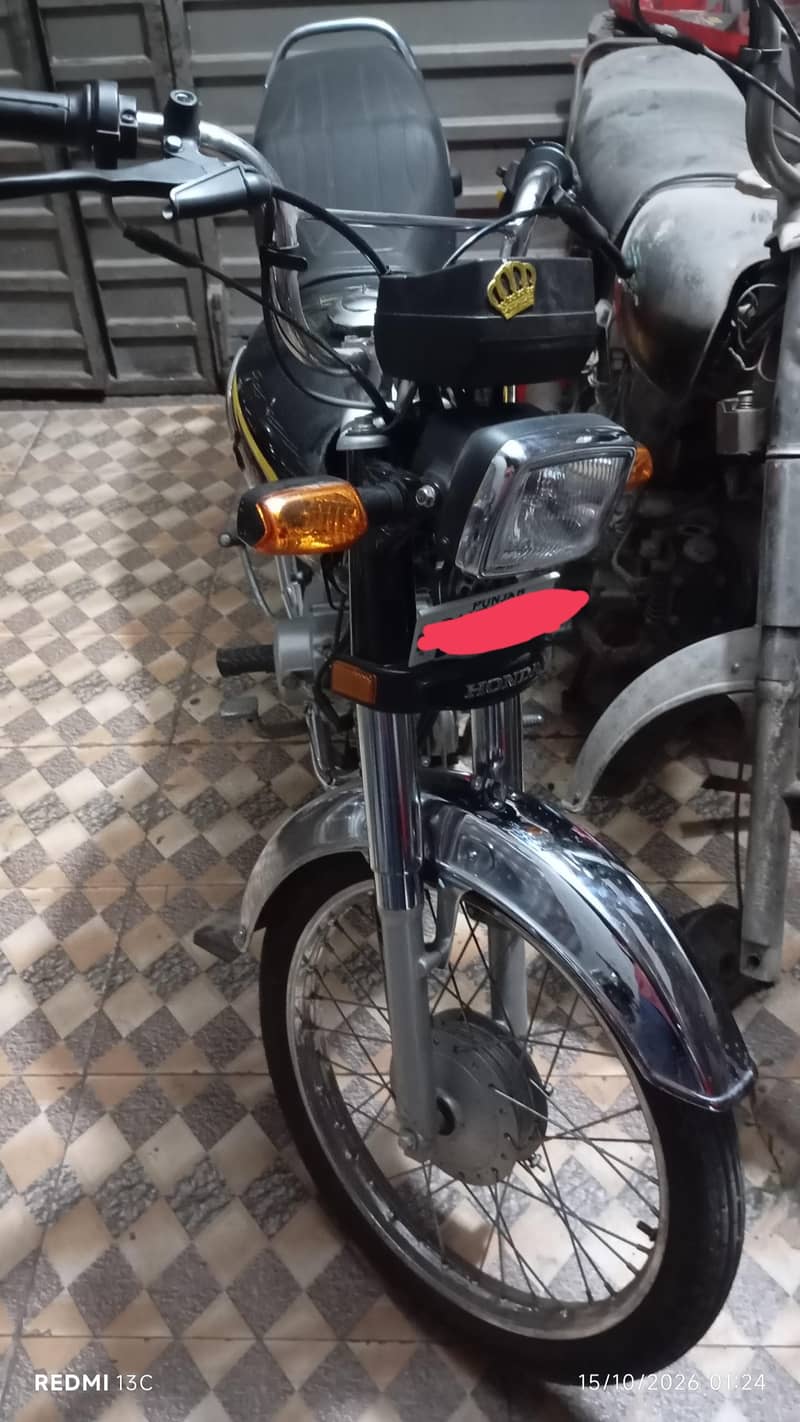 Honda CD70 3
