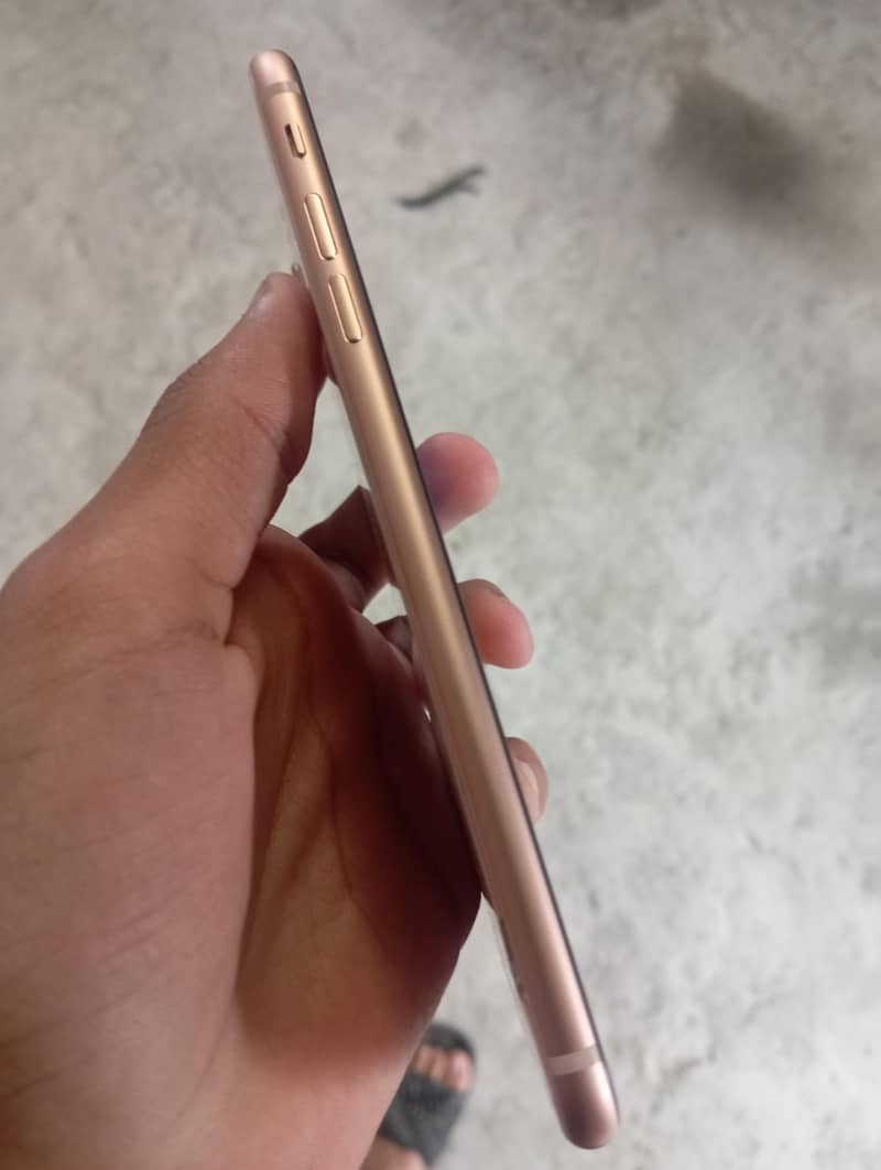Apple iPhone 8 Plus All SIM Working 1