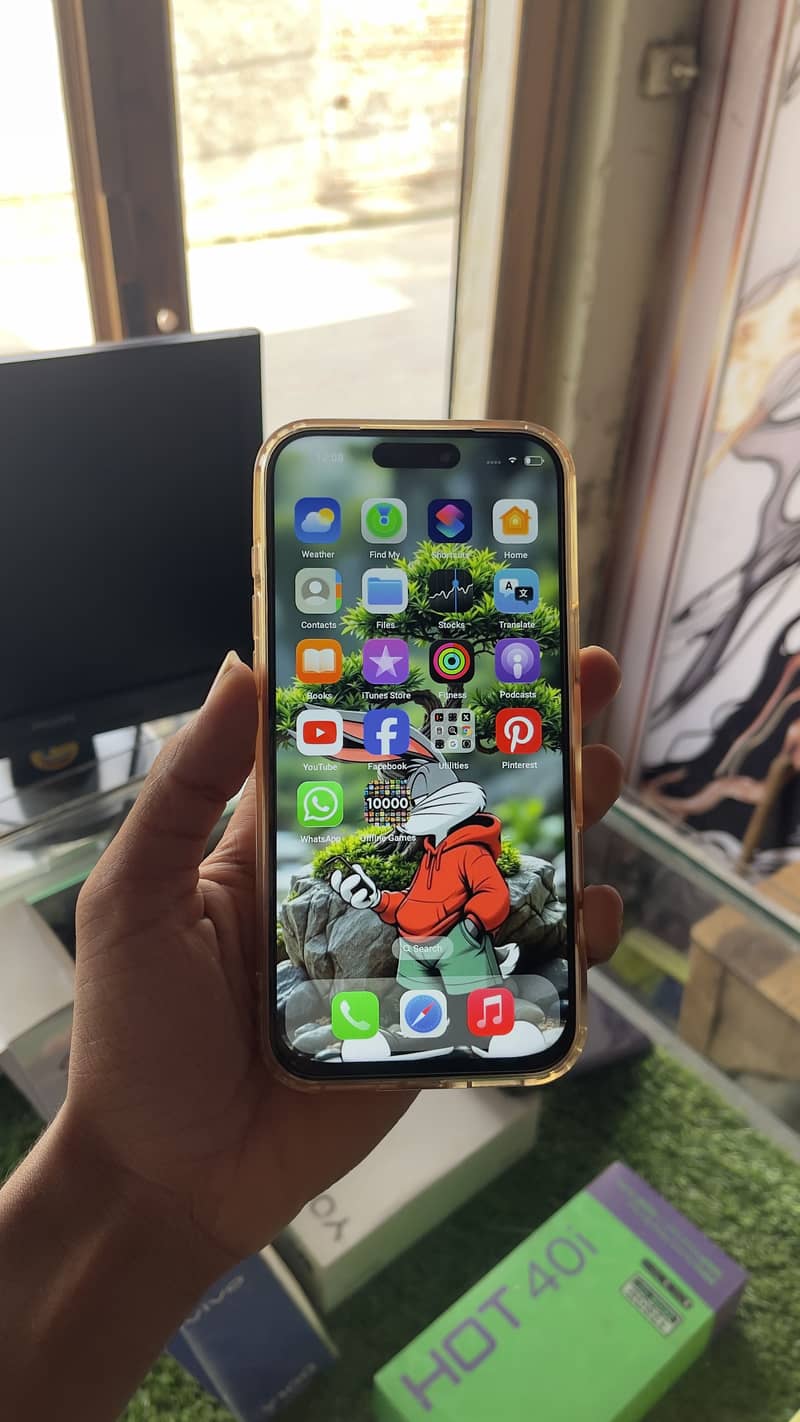 Apple iPhone 17 Pro Max 1