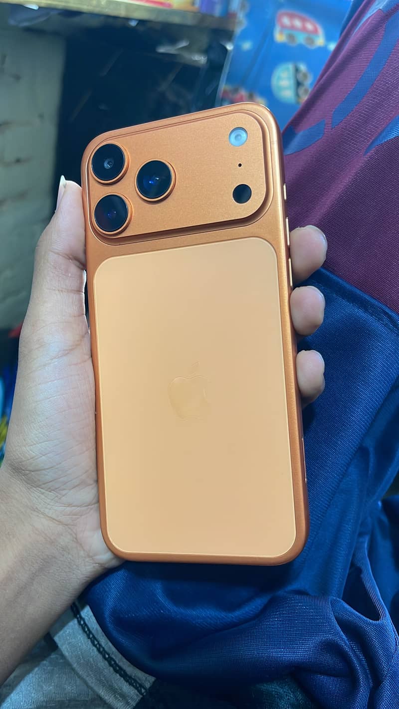 Apple iPhone 17 Pro Max 3
