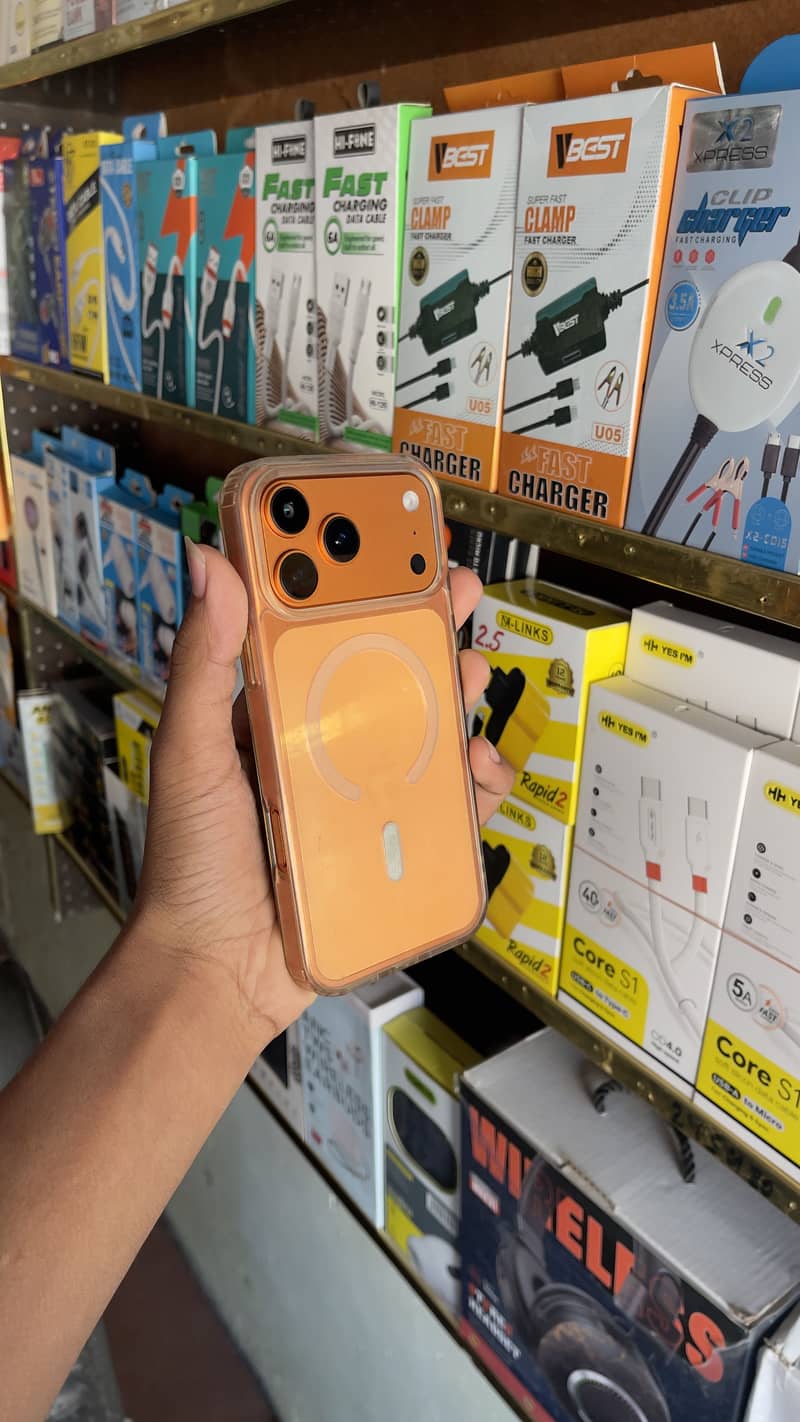 Apple iPhone 17 Pro Max 4