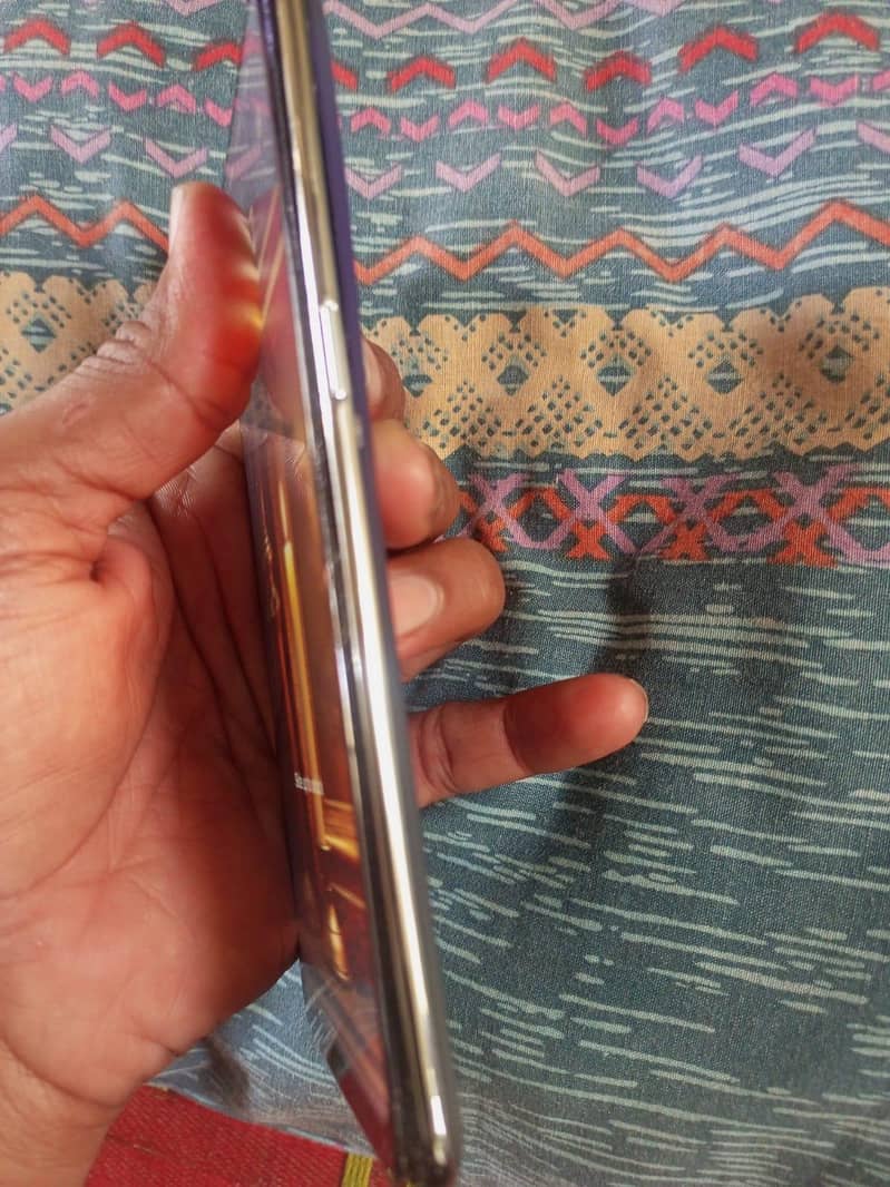 OPPO Reno4 2