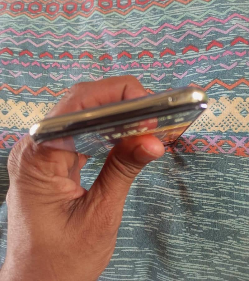 OPPO Reno4 5