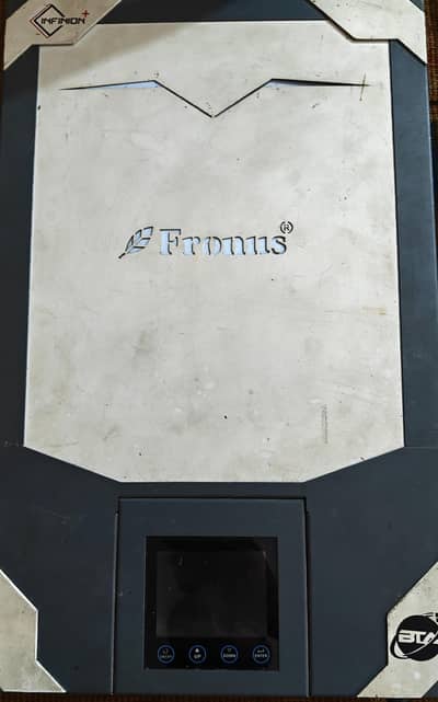 4.2 Kw Hybrid Inverter  Fronus Early Model