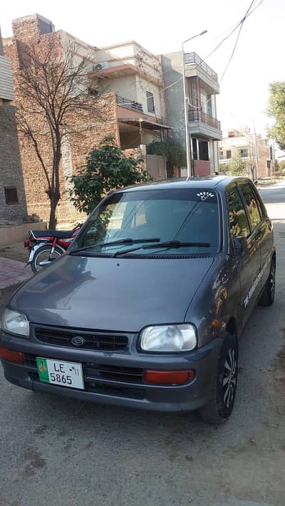 Daihatsu Cuore 2011