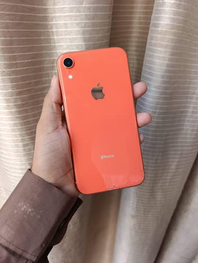 Apple iPhone XR
