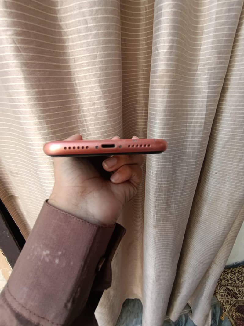 Apple iPhone XR 2