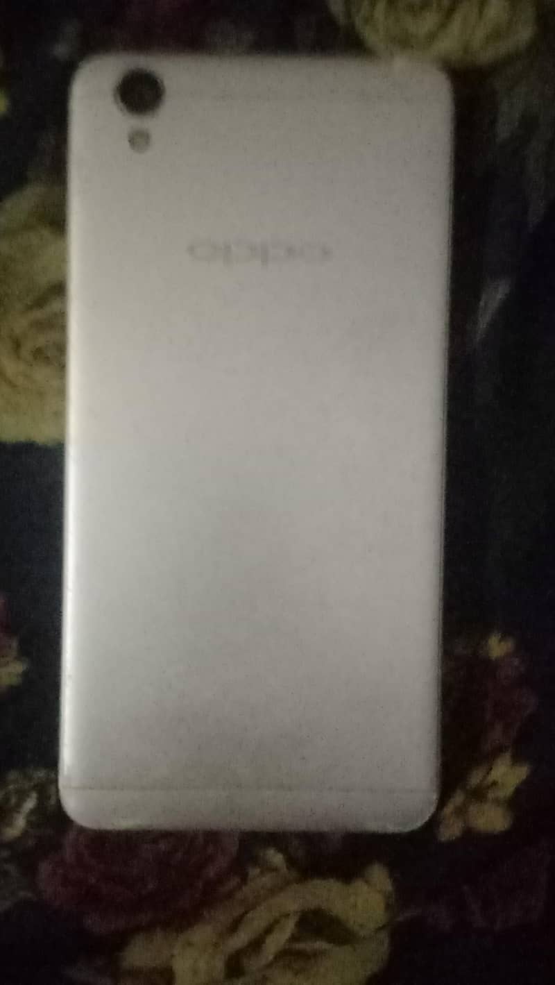 OPPO A37 1