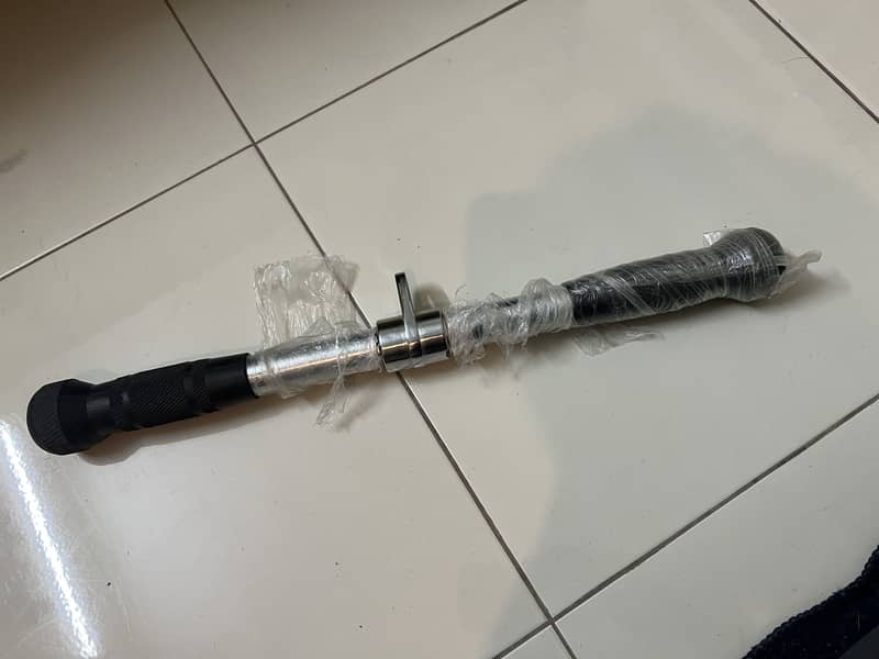 Adjustable Doorway Pull Up Bar 1