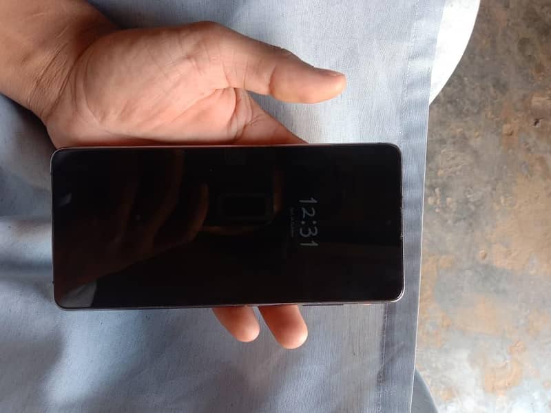 Samsung Mobile Note 10 lite 1