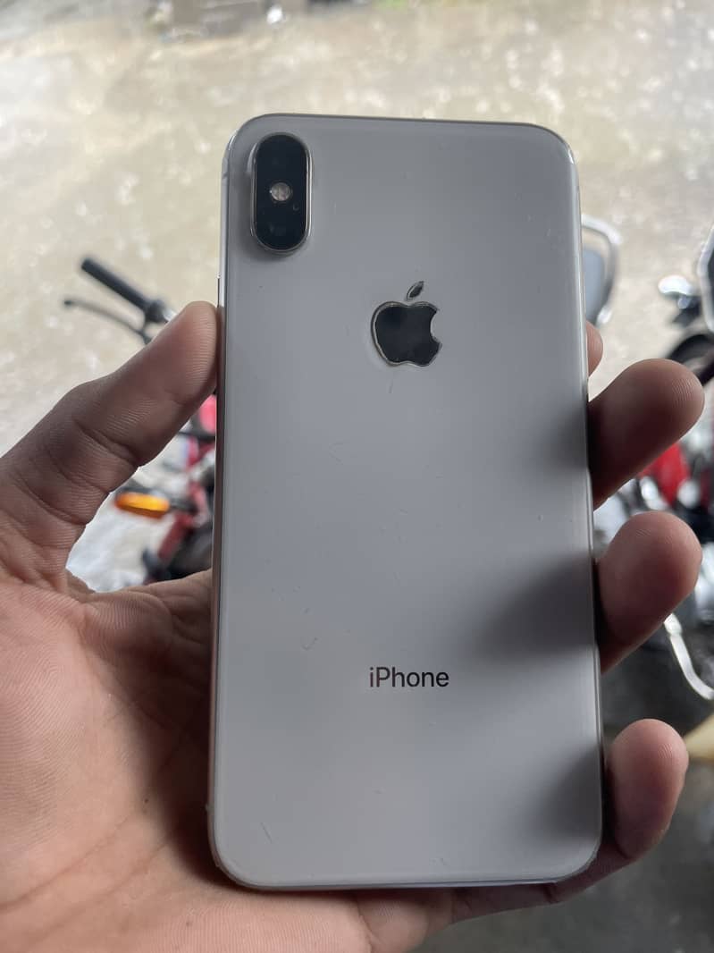 Apple iPhone X by 2