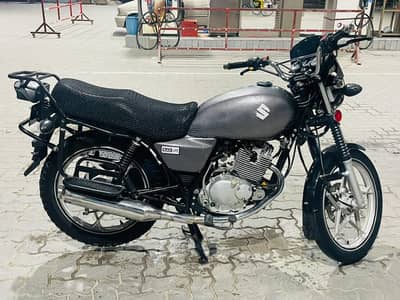 Suzuki GS 150
