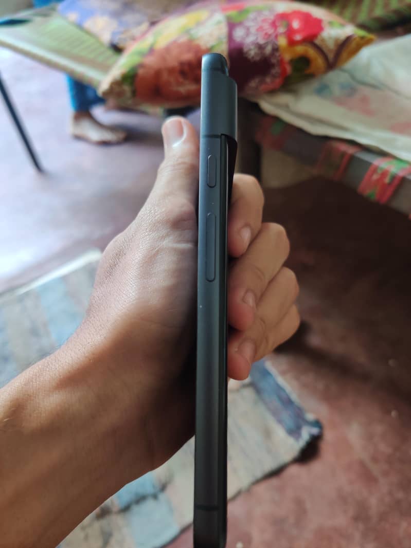 Google Pixel 8 2