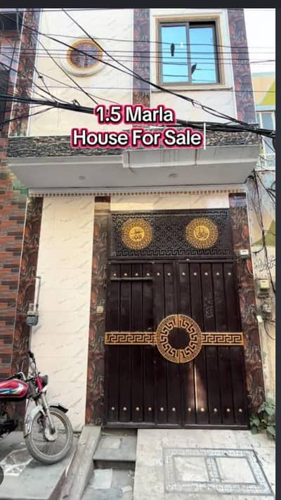 Beautiful triple storey house for sale in Lahore near Thokar