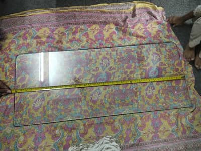 glass shelf with stoppers