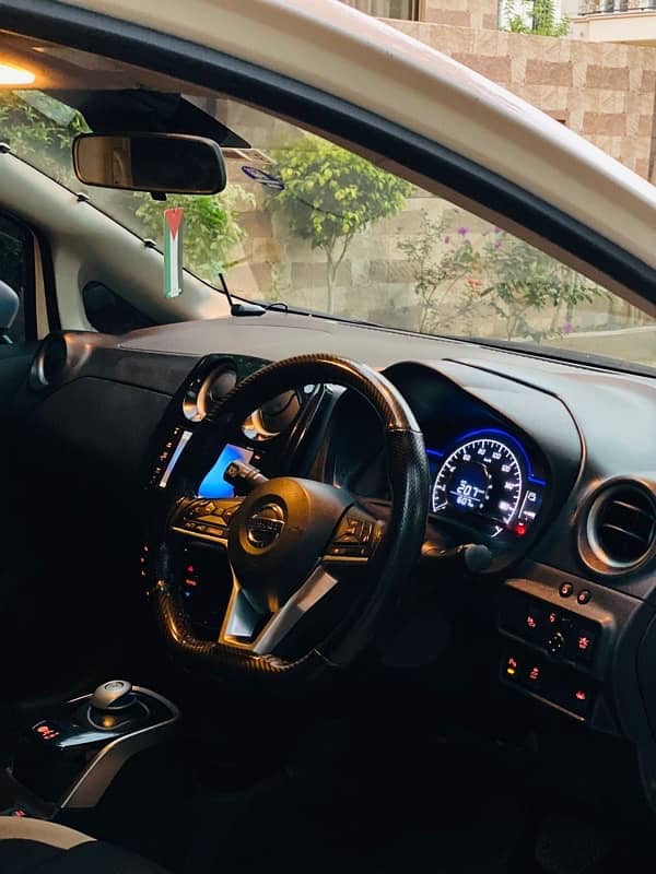 Nissan Note 2018 1