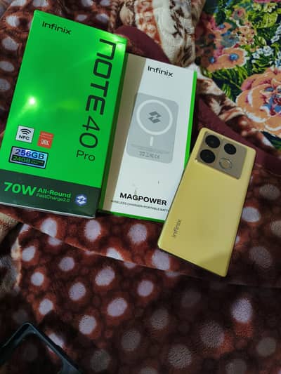 Infinix Note 40 Pro 12gb 256gb wireless charger n complete box