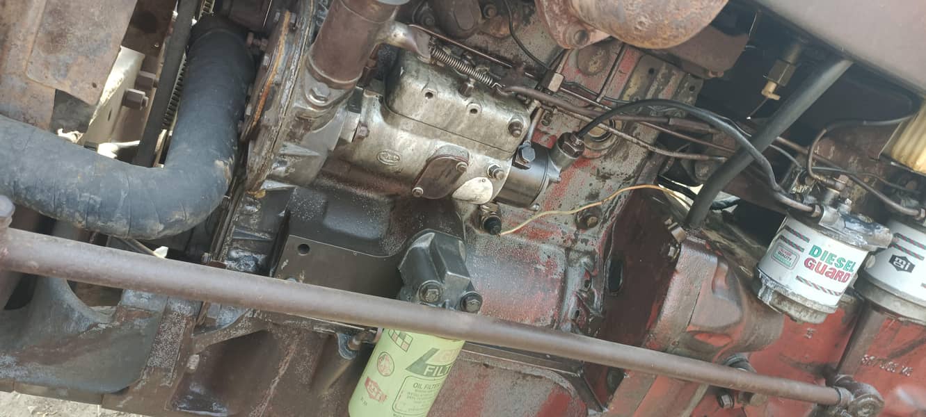tractor 1982 model 4