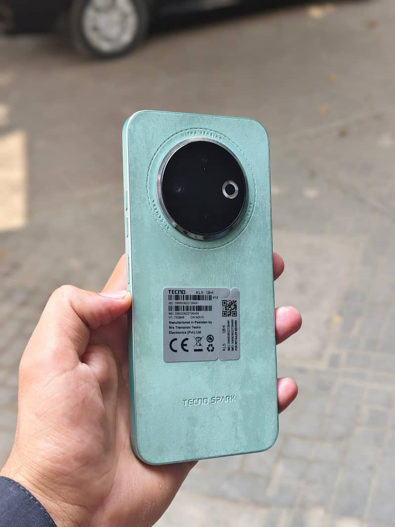 Tecno SPARK 30C 1