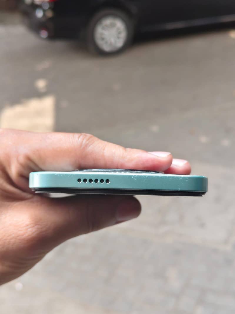 Tecno SPARK 30C 3