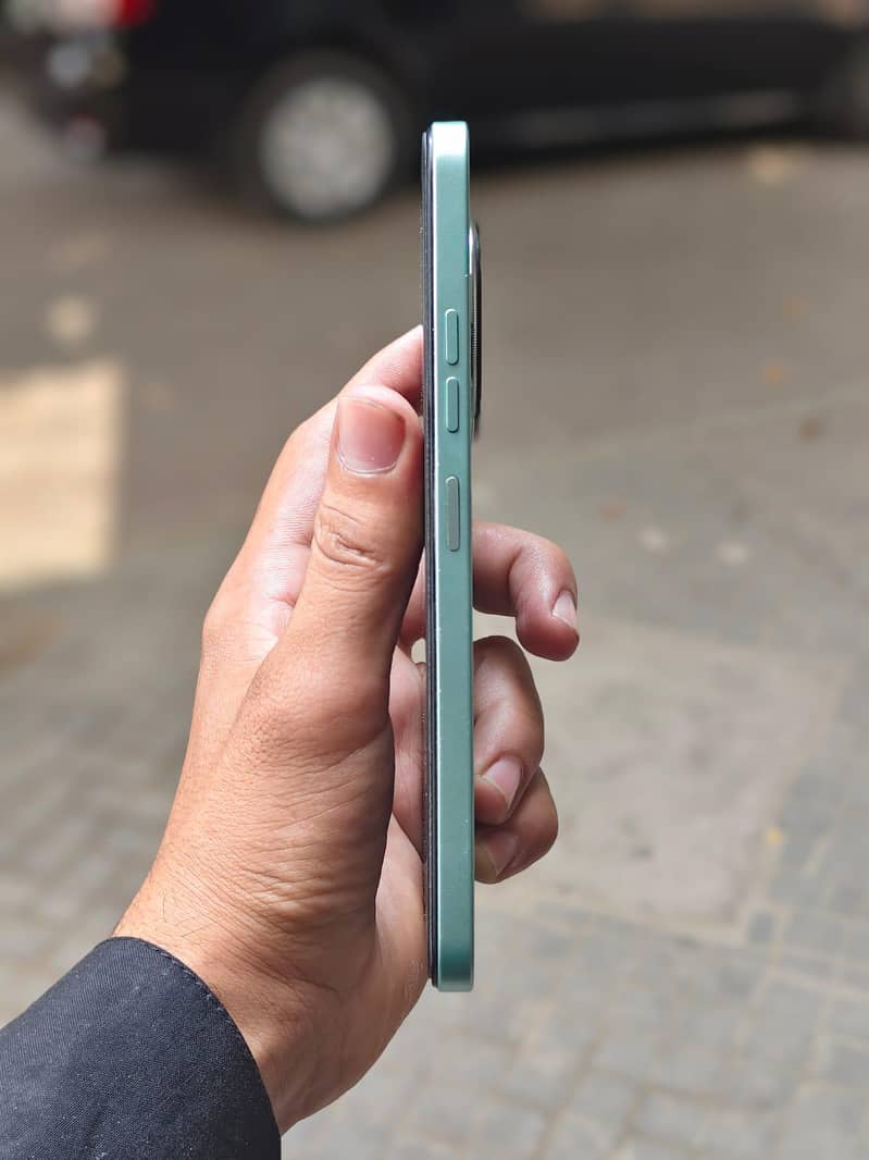 Tecno SPARK 30C 4