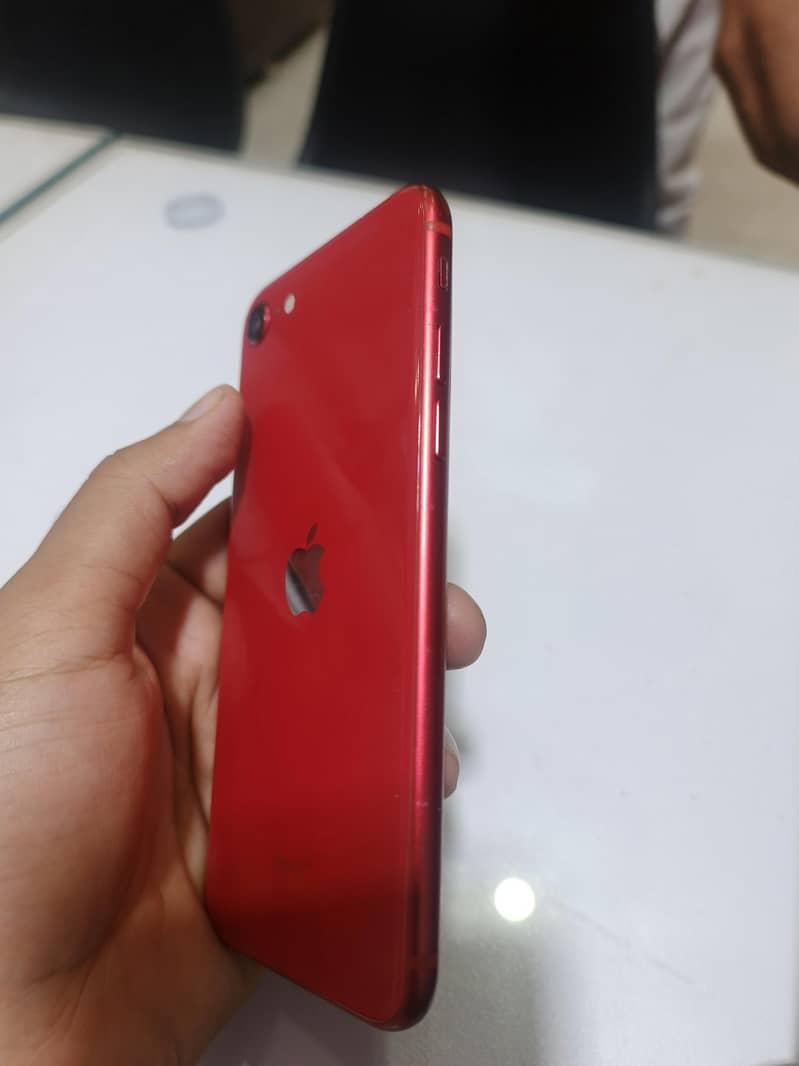 Apple iPhone SE 3