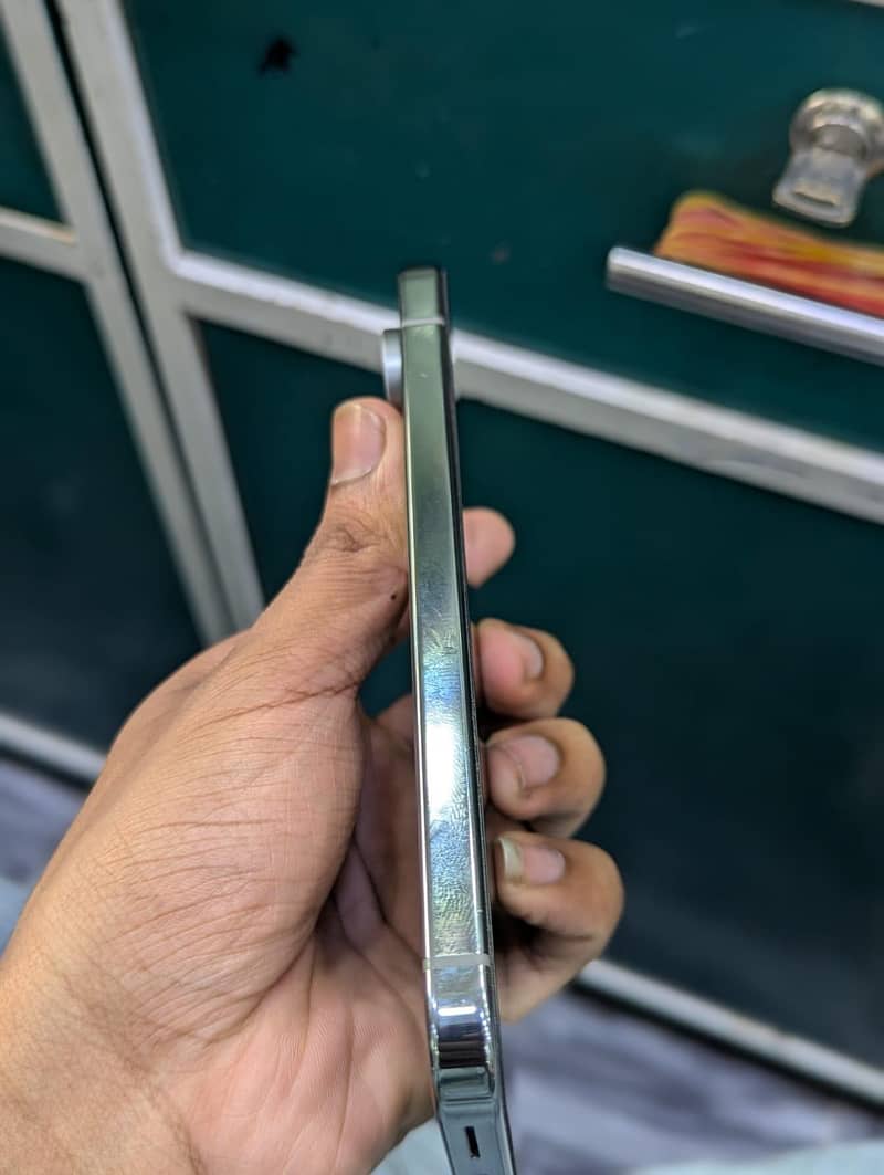 Google Pixel 9 Pro XL 4