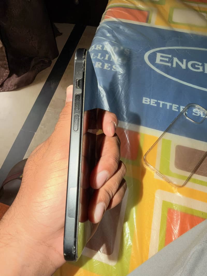 Apple iPhone 15 1