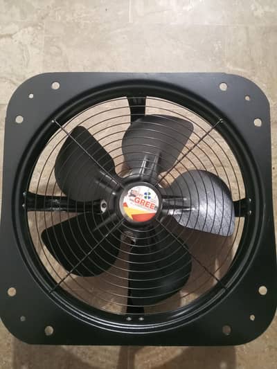 Exhaust Fan in Metal Body
