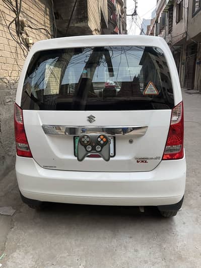 Suzuki Wagon R 2018 VXL Total gemion Dealear sa mazarat