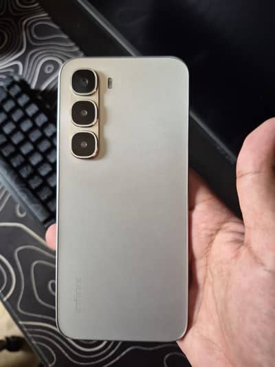 Infinix Hot 60 Pro