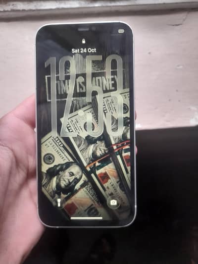 Apple iPhone 12