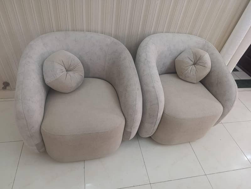 customized L-shaped sofa set and 2 single seater sofas and table 6