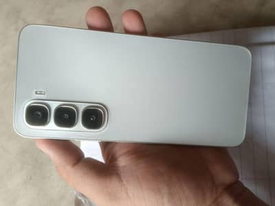 Infinix Hot 60i