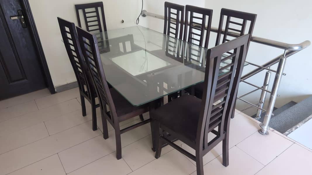 Dining Table 0