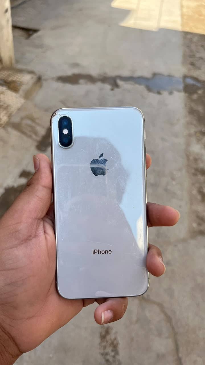 Apple iPhone X 4