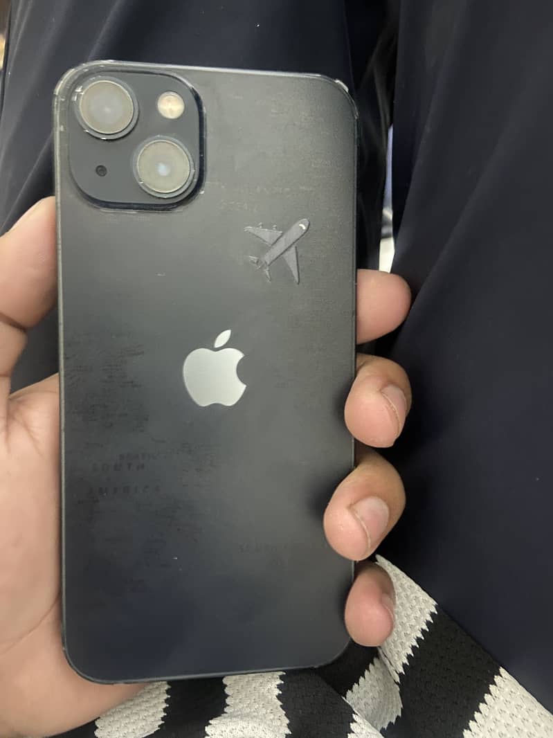 Apple iPhone 13 4
