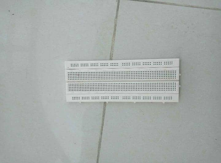 Raspberry Pi Pico/oled display/breadboard/jumper wires 6