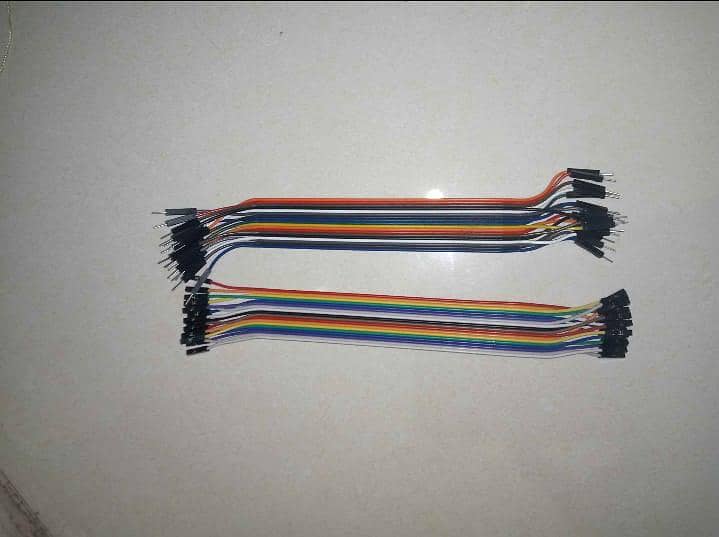 Raspberry Pi Pico/oled display/breadboard/jumper wires 8